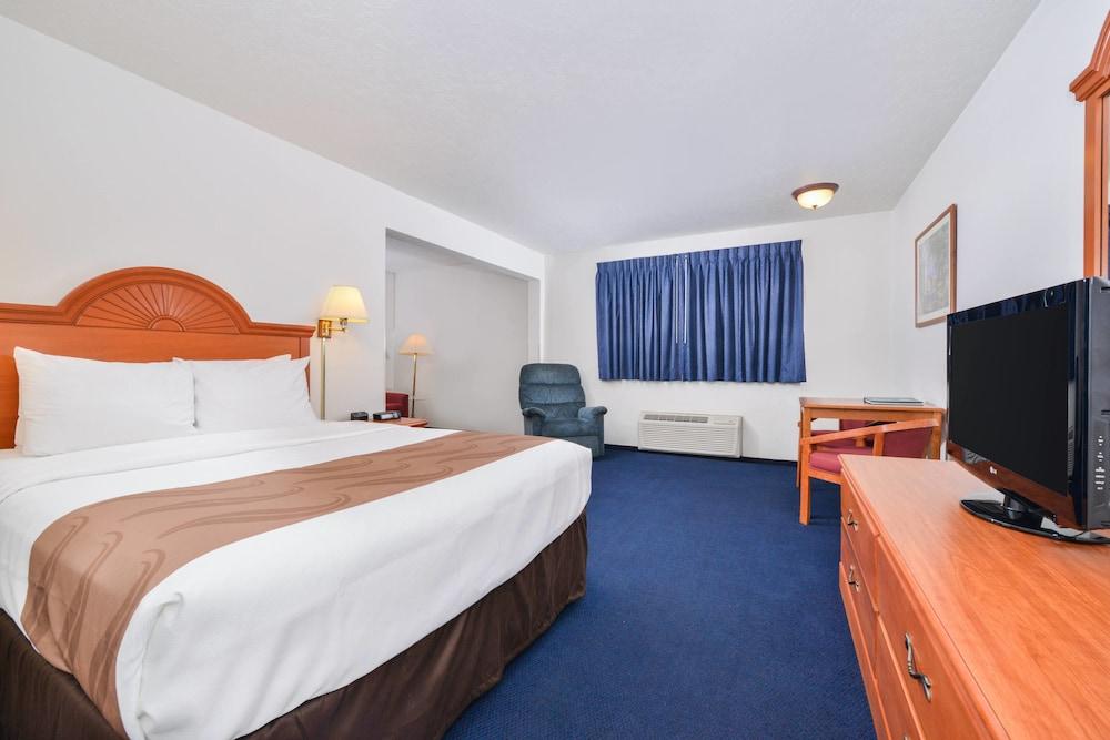 Quality Inn Sandpoint Bagian luar foto
