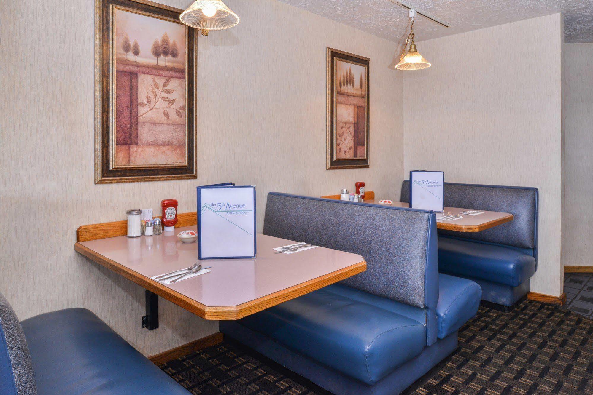 Quality Inn Sandpoint Bagian luar foto