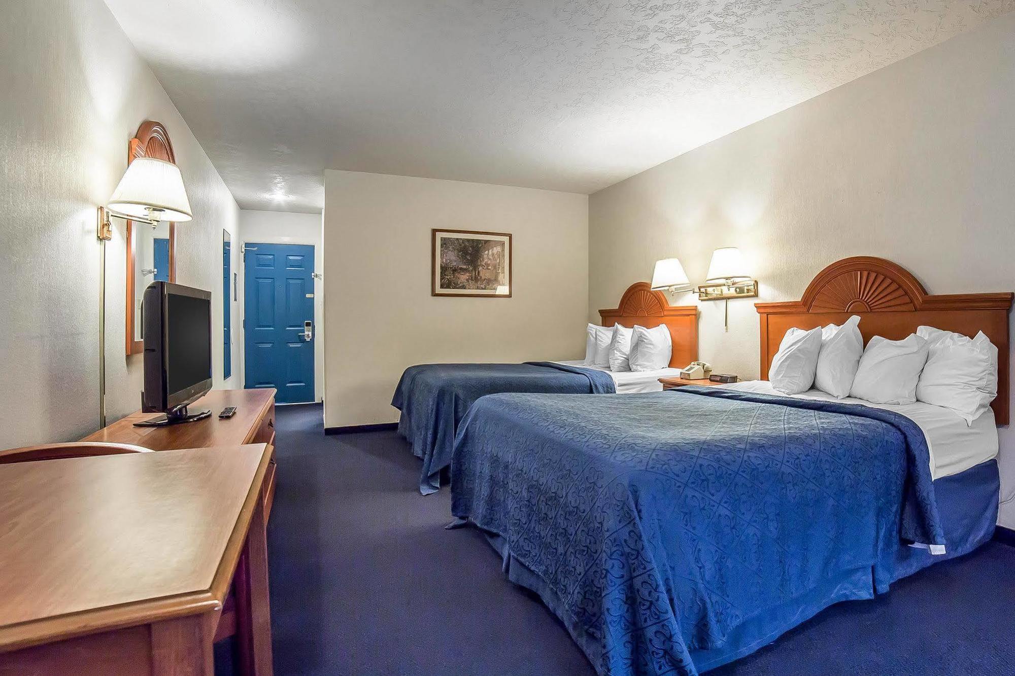 Quality Inn Sandpoint Bagian luar foto